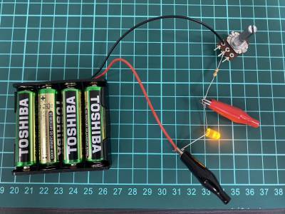 zoey-resistors_3.jpg zoey-resistors_3.jpg
