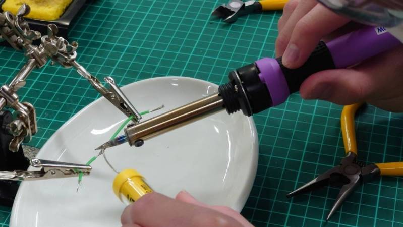 1685671054789-0_1_.jpg 1685671054789-0_1_.jpg