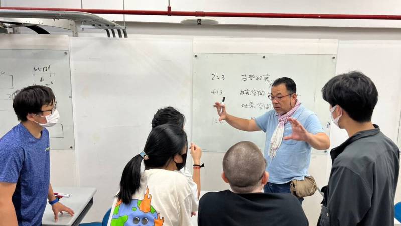 1685588558600-0.jpg 1685588558600-0.jpg