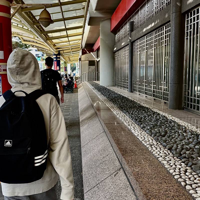 steve-07-linestones.jpeg steve-07-linestones.jpeg