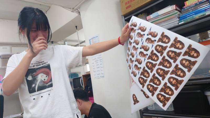 gender1.jpg gender1.jpg