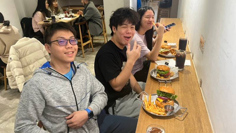 students10.jpg students10.jpg