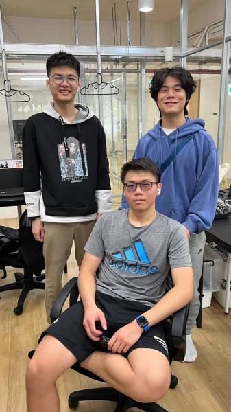 student.jpg student.jpg