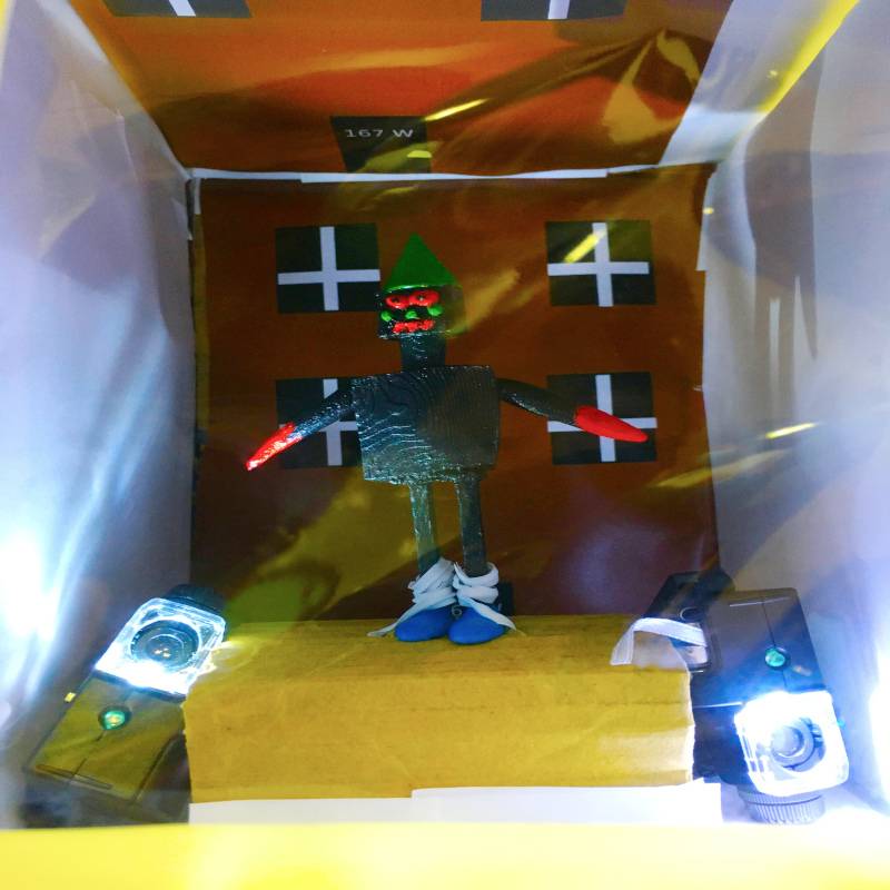 jingjongboxpic.jpg jingjongboxpic.jpg