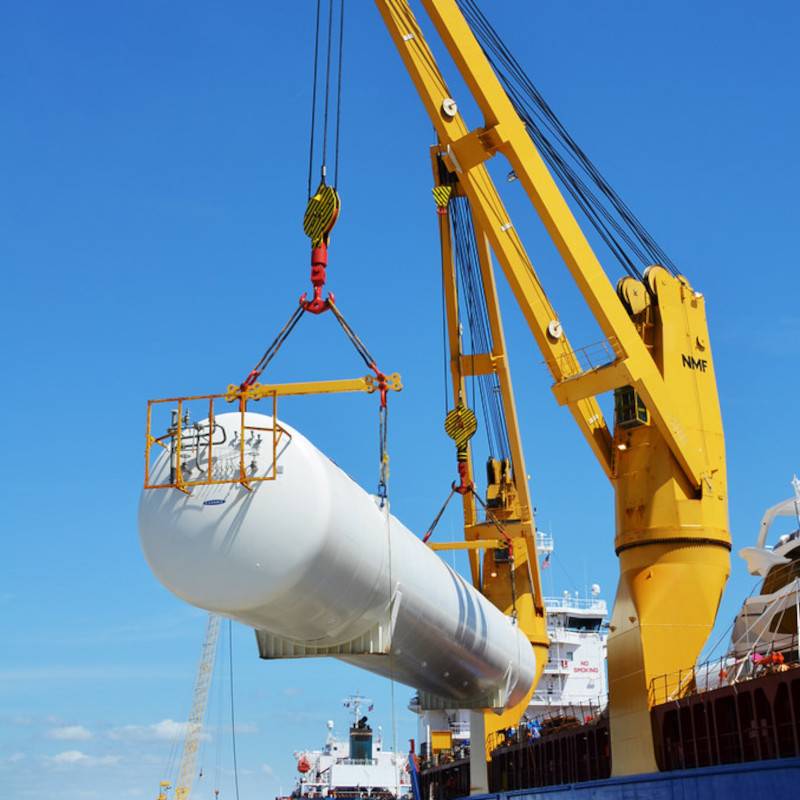 lng_container.jpg lng_container.jpg