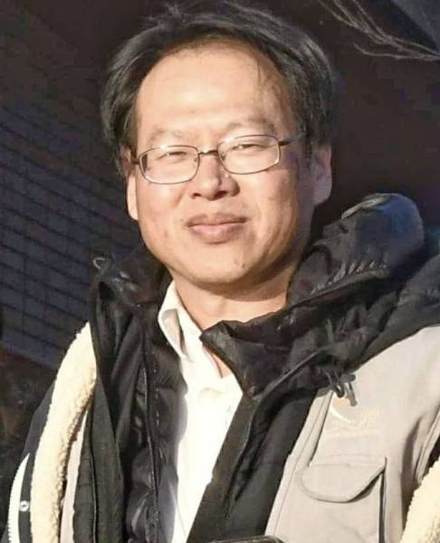 mr.zheng.jpg mr.zheng.jpg