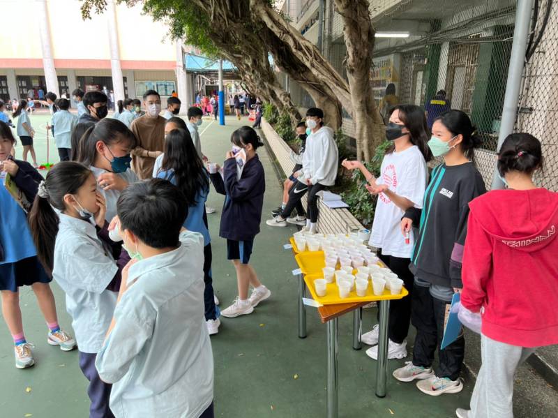 compare1.jpg compare1.jpg