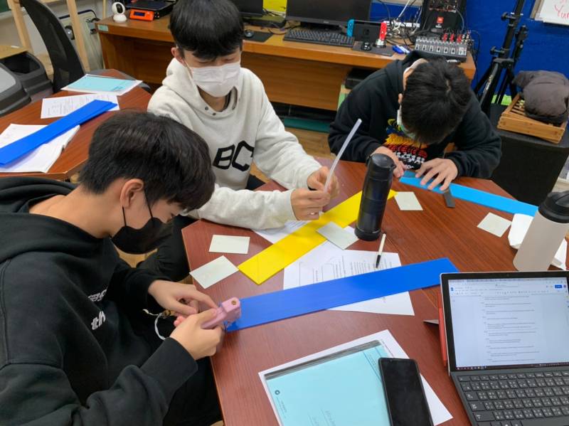 peri10.jpg peri10.jpg