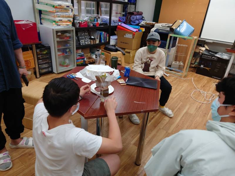 lander8.jpg lander8.jpg