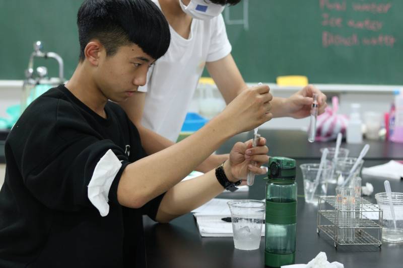 water2.jpg water2.jpg